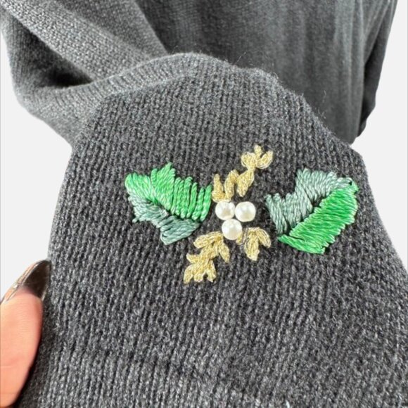 Victoria Jones Black Christmas Sweater Poinsettia Beaded Embroidery (Size 1XL) - Picture 7 of 11